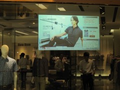 展厅 餐厅 商场门店 广告展览展示 玻璃亚克力橱窗全息投影膜图2