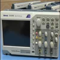 出售回收维修 泰克Tektronix  TBS2072B 数字存储示波器